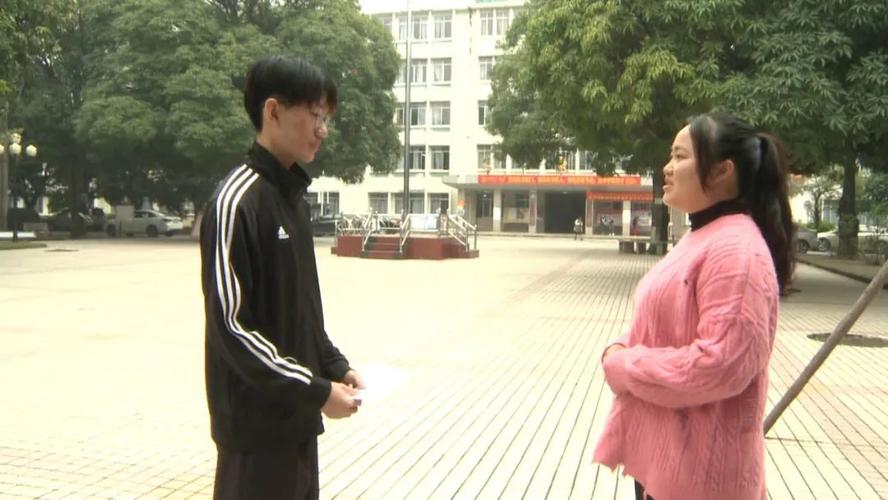 女教师勇救轻生男孩，女教师勇救轻生男孩视频