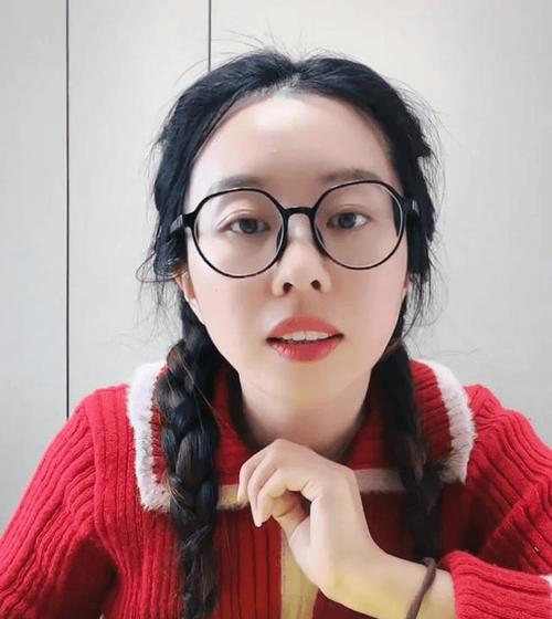 田静回应英语一成绩，田静英语一网课